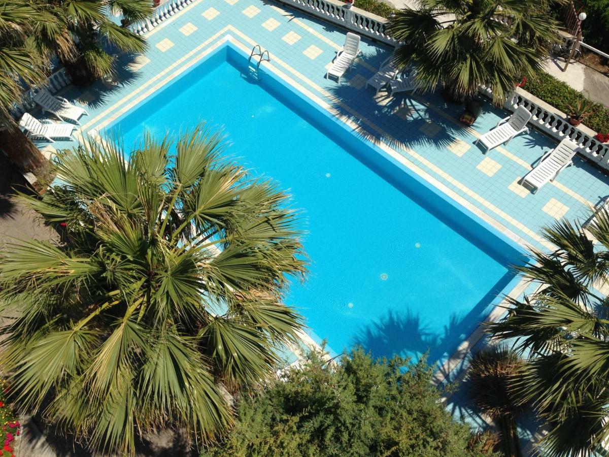 Terrazzo Sul Mare *